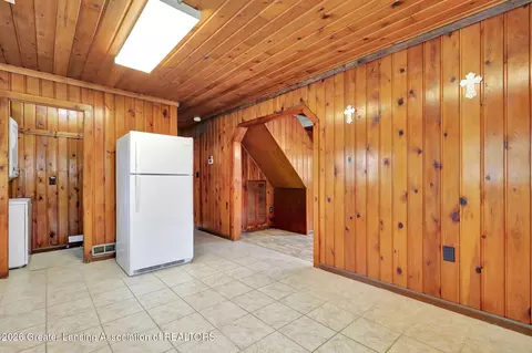 Entry Way - 1692 Bliss St, Haslett, MI 48840 photo 2 of 3