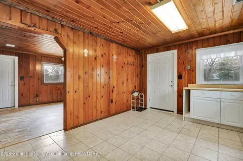 Entry Way - 1692 Bliss St, Haslett, MI 48840 photo 3 of 3