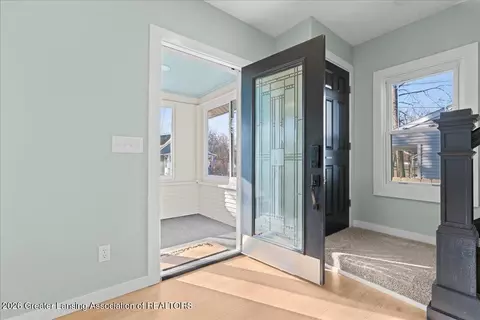 Entry Way - 920 Clyde St, Lansing, MI 48915 photo 1 of 3