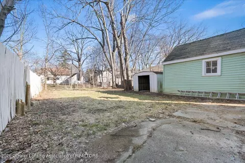 Exterior - 920 Clyde St, Lansing, MI 48915 photo 3 of 5