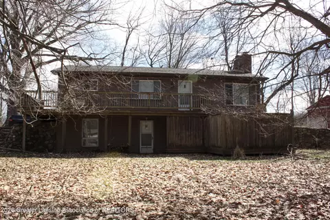 5800 N Williamston Rd, Williamston, MI 48895