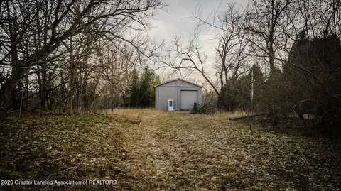 9584 Tasker Rd, Bellevue, MI 49021 photo 11