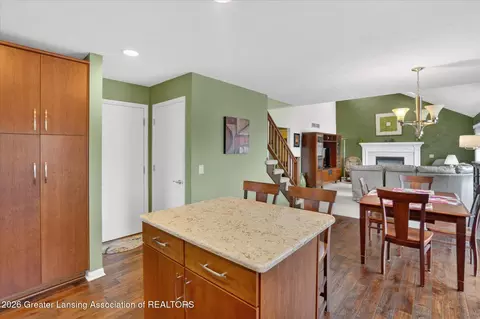 1226 S Geneva Dr, Dewitt, MI 48820 photo 18