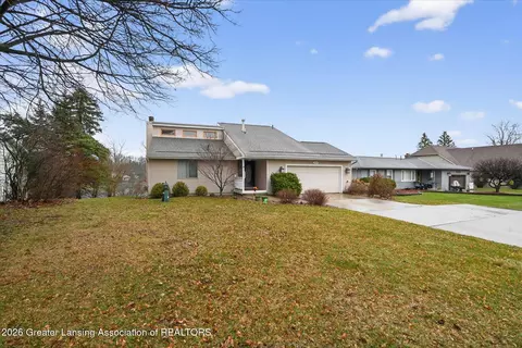 1226 S Geneva Dr, Dewitt, MI 48820 photo 2