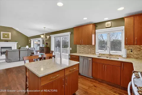 1226 S Geneva Dr, Dewitt, MI 48820 photo 16