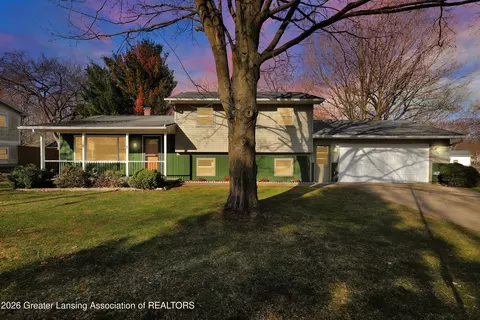 112 Kilkelly St, Eaton Rapids, MI 48827