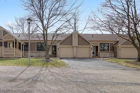 6527 Brook Trl #18, Lansing, MI 48917