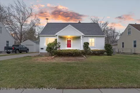 3423 Upton Rd, Lansing, MI 48917