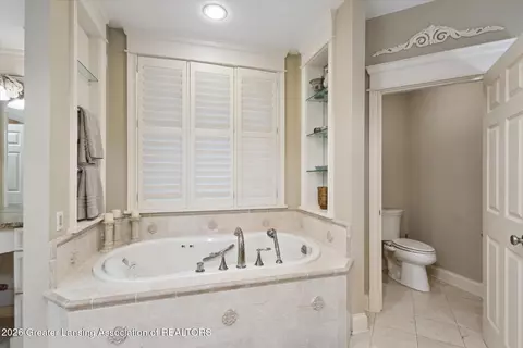 Bath - 2 Locust Ln, Lansing, MI 48911 photo 2 of 5