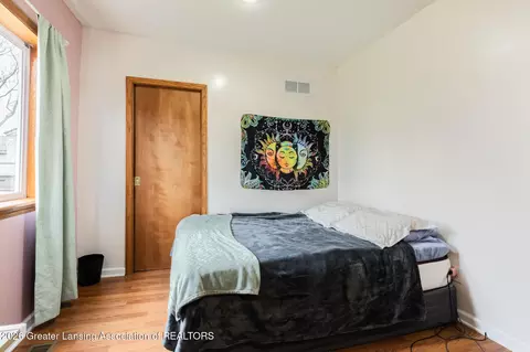 Bedroom - 116 E First St, Charlotte, MI 48813 photo 1 of 4