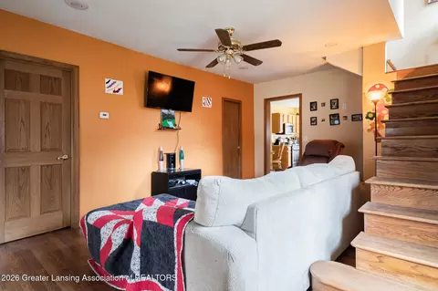 Entry Way - 116 E First St, Charlotte, MI 48813 photo 1 of 4