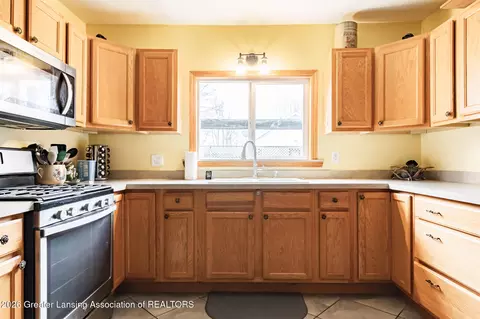 Kitchen - 116 E First St, Charlotte, MI 48813 photo 2 of 3