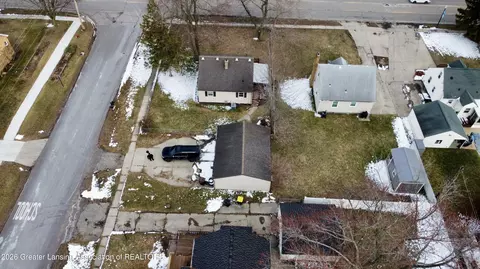 View/Area - 2201 N Aurelius Rd, Holt, MI 48842 photo 3 of 4