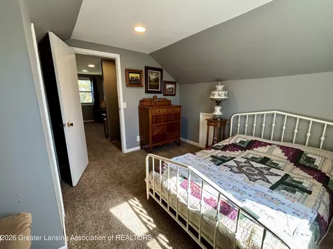 Bedroom - 2201 N Aurelius Rd, Holt, MI 48842 photo 4 of 4