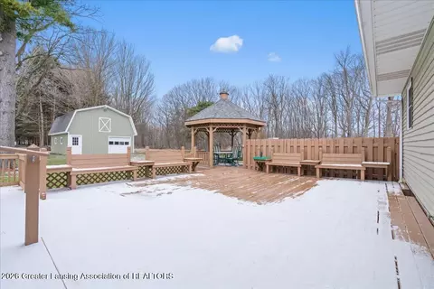 Exterior - 14174 Myers Rd, Dewitt, MI 48820 photo 4 of 7