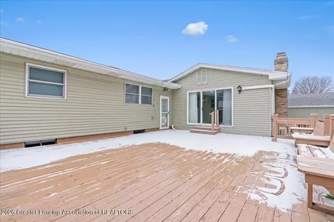 Exterior - 14174 Myers Rd, Dewitt, MI 48820 photo 5 of 7