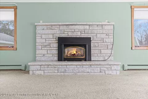 Living - 14174 Myers Rd, Dewitt, MI 48820 photo 3 of 5