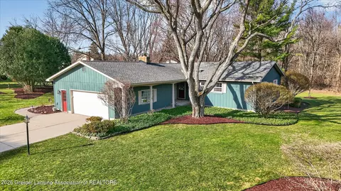 2939 Margate Ln, East Lansing, MI 48823