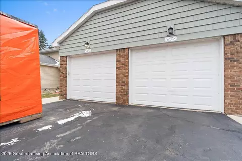 Exterior - 5475 Maple Ridge Rd, Haslett, MI 48840 photo 2 of 5