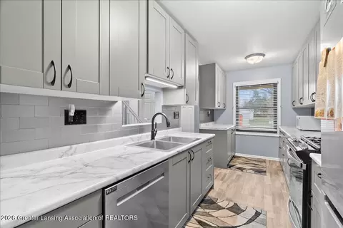 Kitchen - 5475 Maple Ridge Rd, Haslett, MI 48840 photo 1 of 3