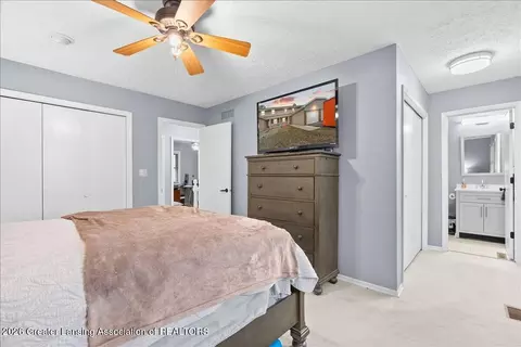 Bedroom - 5475 Maple Ridge Rd, Haslett, MI 48840 photo 4 of 4
