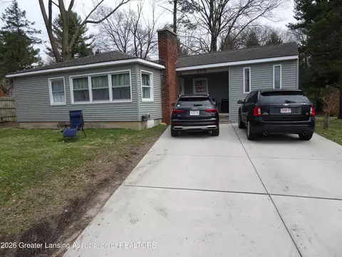 196 N Hagadorn Rd, East Lansing, MI 48823
