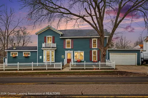 502 W State St, Saint Johns, MI 48879