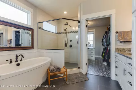 Bath - 13624 Sienna Pass, Dewitt, MI 48820 photo 1 of 3
