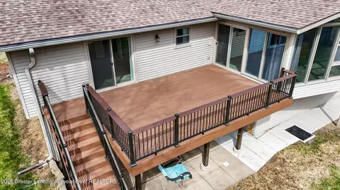 Exterior - 13780 Hamersley Dr, Bath, MI 48808 photo 16 of 20