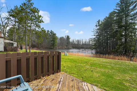 Exterior - 976 Riverview Ct, Williamston, MI 48895 photo 11 of 12