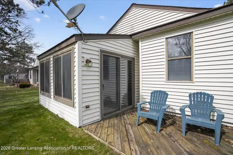 Exterior - 976 Riverview Ct, Williamston, MI 48895 photo 9 of 12