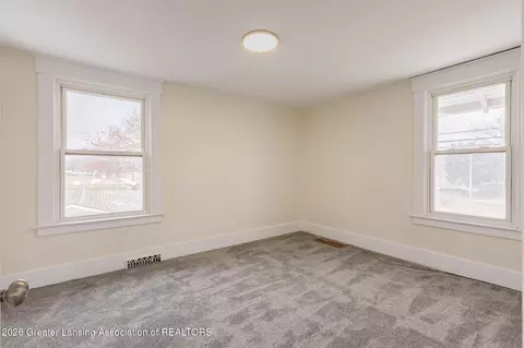 Bedroom - 1027 Britten Ave, Lansing, MI 48910 photo 4 of 4