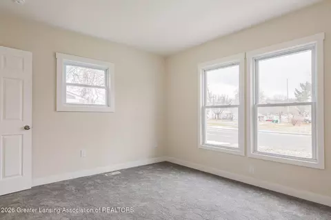 Bedroom - 1027 Britten Ave, Lansing, MI 48910 photo 1 of 4