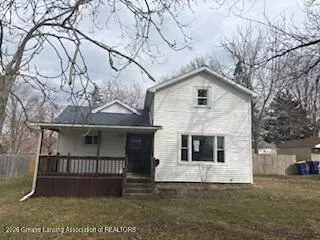 323 S Brady St, Corunna, MI 48817
