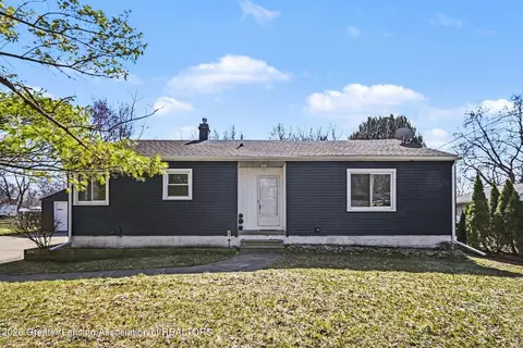 2411 Bliesener St, Lansing, MI 48911