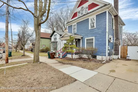 529 Cherry St, Lansing, MI 48933