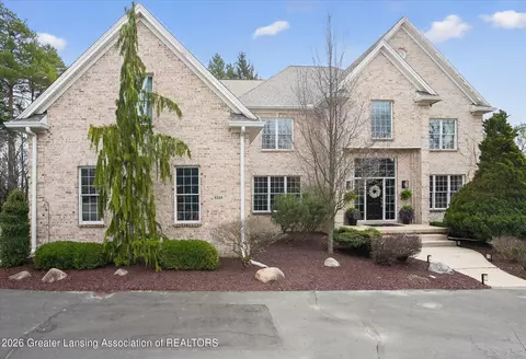 6384 Ridgepond Pl, East Lansing, MI 48823