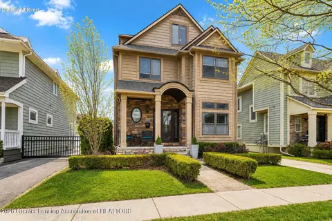 1335 Webster St, Birmingham, MI 48009