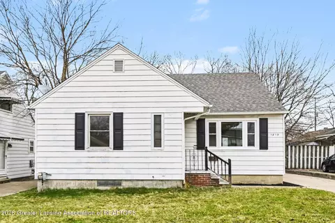1819 Alpha St, Lansing, MI 48910
