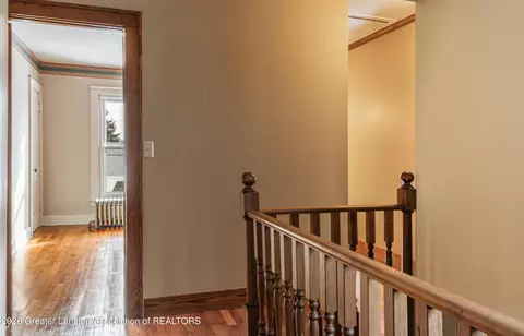 Entry Way - 802 Wilkinson, Owosso, MI 48867 photo 5 of 9