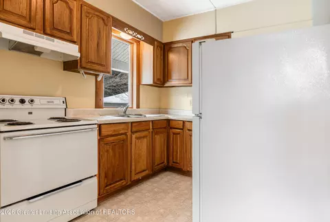 Kitchen - 802 Wilkinson, Owosso, MI 48867 photo 1 of 4