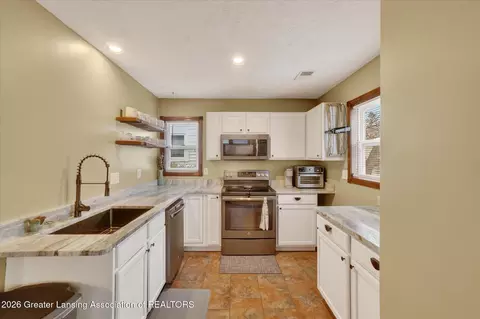 Kitchen - 1414 Cooper Ave, Lansing, MI 48910 photo 2 of 3