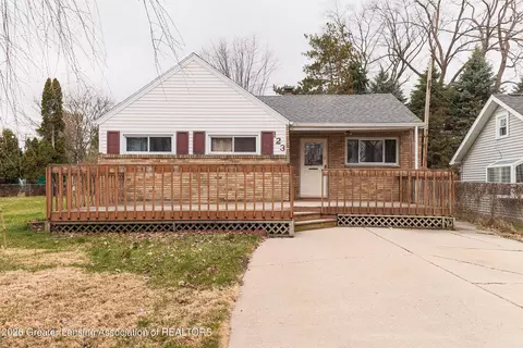 123 N Deerfield Ave, Lansing, MI 48917