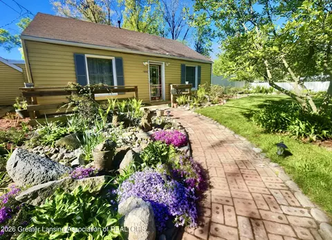 1666 Mount Vernon Ave, East Lansing, MI 48823
