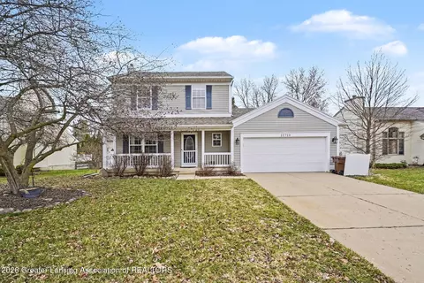12719 Houghton Dr, Dewitt, MI 48820