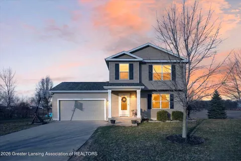 509 Galaxy Way, Saint Johns, MI 48879