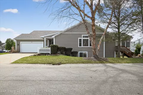 Exterior - 4203 Hamlet Cv, Bath, MI 48808 photo 3 of 9