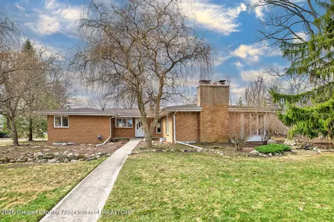 3001 Westchester Rd, Lansing, MI 48911