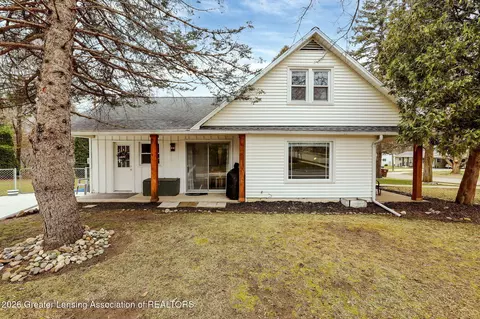 422 Ann St, Mason, MI 48854