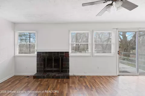 6958 Williams Rd, Lansing, MI 48911 photo 18
